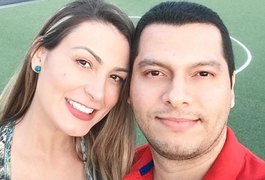 Andressa Urach põe fim a mistério e apresenta noivo: 'Para sempre meu Thiago'