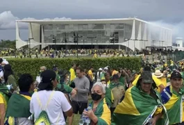 Suspeitos de participar do 8 de Janeiro violam tornozeleira e fogem do Brasil