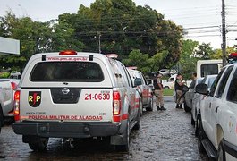 Policiais cruzam os braços e se aquartelam em Maceió