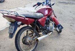 Moto roubada é localizada no lixão da mangabeira, em Arapiraca