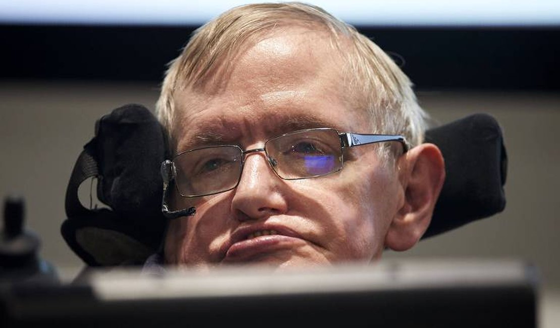 Morre o físico Stephen Hawking aos 76 anos no Reino Unido