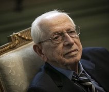 Morre Evanildo Bechara, um dos maiores gramáticos do Brasil, aos 97 anos
