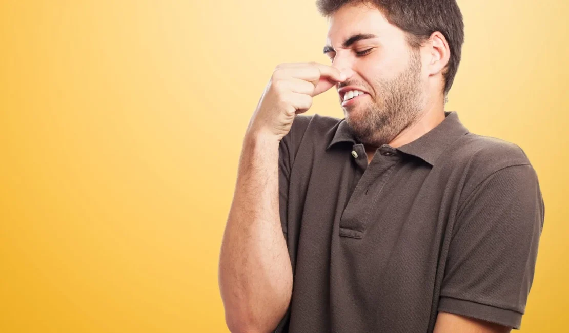 Cheiro forte de pum pode evitar avanço do Alzheimer, aponta estudo