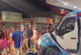 Colisão entre moto e carro em cruzamento deixa dois jovens feridos em Craíbas