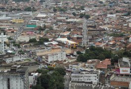 Motoqueiro fica ferido em colisão no trevo do Olho D’água dos Cazuzinhos em Arapiraca