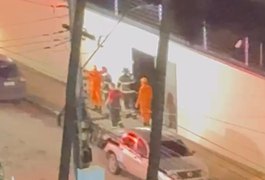 Bombeiros são acionados após incêndio em medidor de energia elétrica de residência em Arapiraca