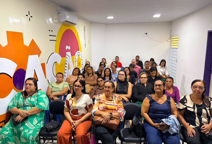 Diretores da rede municipal de Traipu participam de formação sobre alimentação escolar e fortalecimento de ações educativas