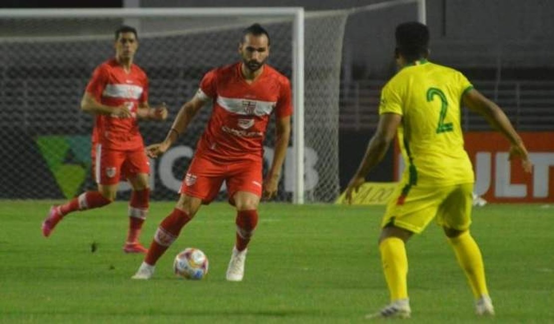 No Rei Pelé, CRB empata com o lanterna da Série B e perde chance de entrar no G4