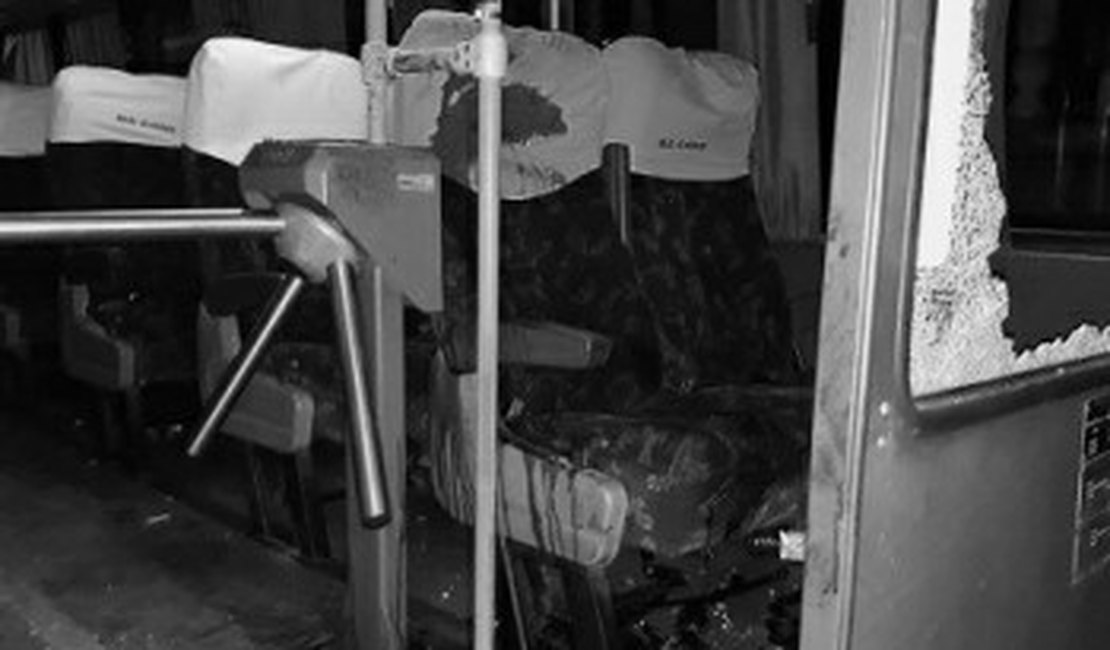 Policial civil baleado no rosto durante assalto a coletivo já respira sem ajuda de aparelhos