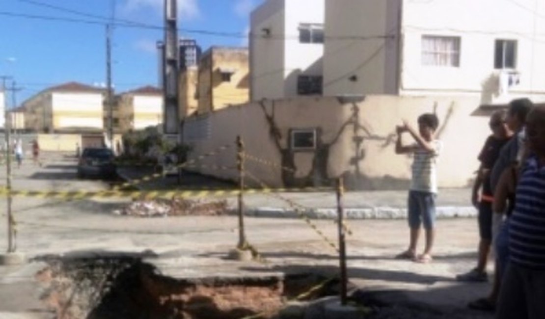Famílias do Pinheiro, em Maceió, podem receber R$ 1 mil de auxílio moradia