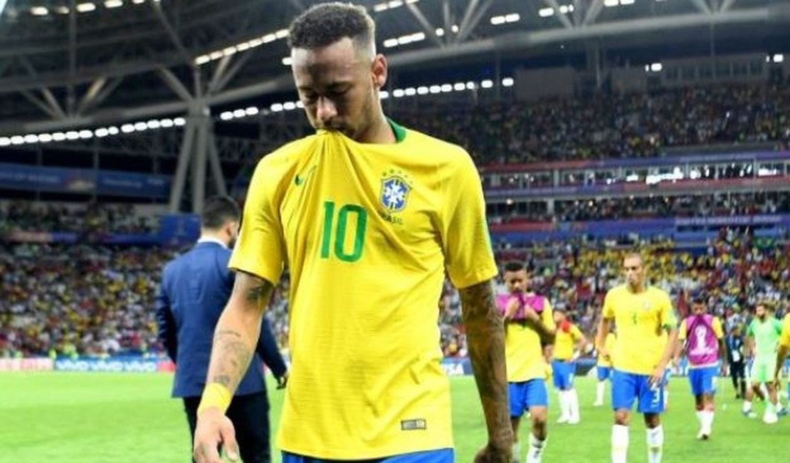 Avião com Neymar, irmã e namorada faz pouso de emergência; saiba mais