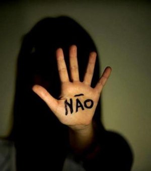 Brasil registrou, em 2021, uma mulher estuprada a cada 10 minutos