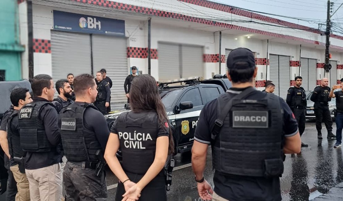 Cerco Fechado - Fase II: Polícia Civil deflagra operação e cumpre mais de ﻿70 mandados em Maceió e no interior de Alagoas