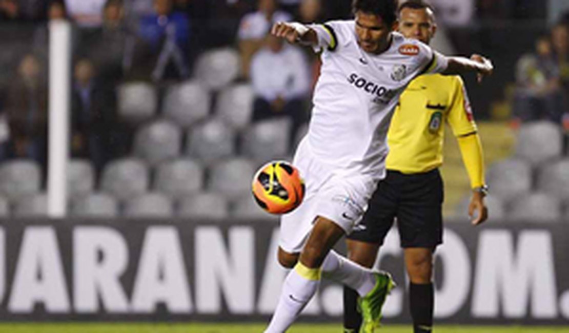 Flamengo recebe o Santos no Maracanã