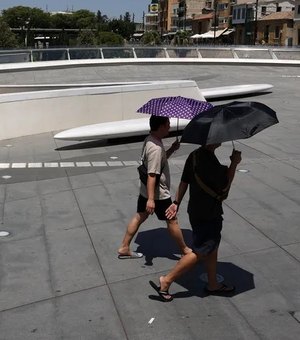 EUA, Europa e Japão enfrentam ondas de calor extremas, temperaturas podem chegar a quase 49°C