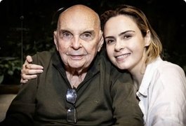 Pai de Ana Paula Renault morre em BH; equipe diz que participante continuará no BBB