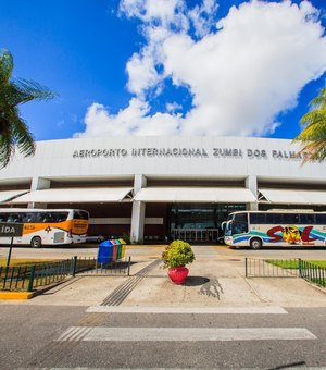 Fluxo internacional de turistas em 2023 foi o maior dos últimos sete anos em Alagoas