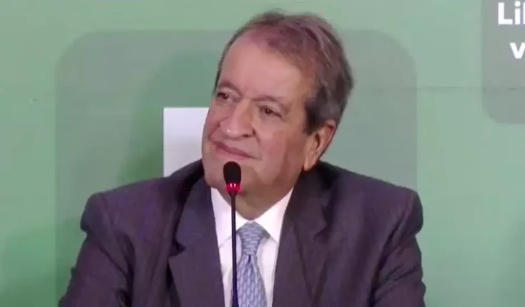 Presidente do PL, Valdemar da Costa Neto garante que Bolsonaro sairá candidato à presidência em 2026