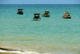 Adolescente de 15 anos morre afogado na praia de Lagoa Azeda