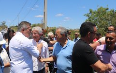 Paulo Dantas e Flávio do Chico da Granja assinam convênios e entregam obras em Feira Grande