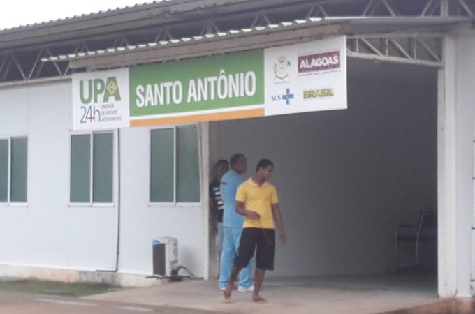 Homem sofre ferimentos em diversas partes do corpo após batida entre buggy e moto na AL-101 Norte