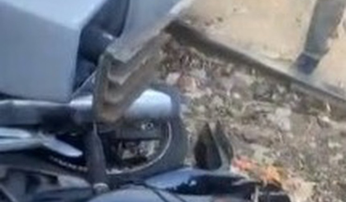 Motociclista é arrastado por VLT no Centro de Maceió