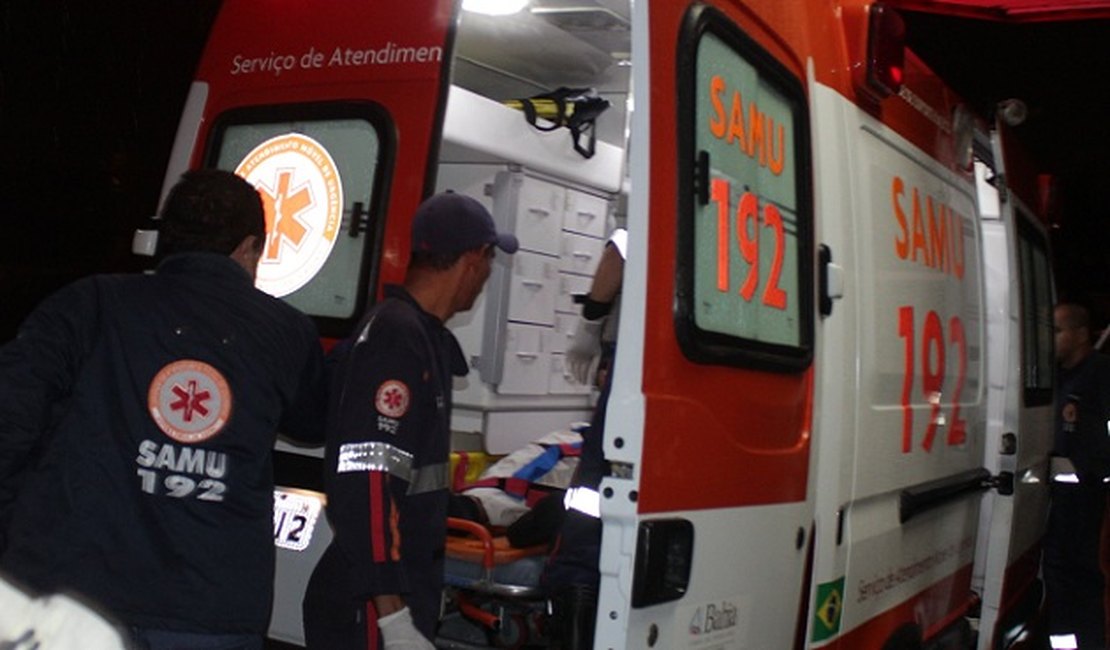 Colisão entre caminhão e bicicleta deixa ciclista ferido, em Arapiraca