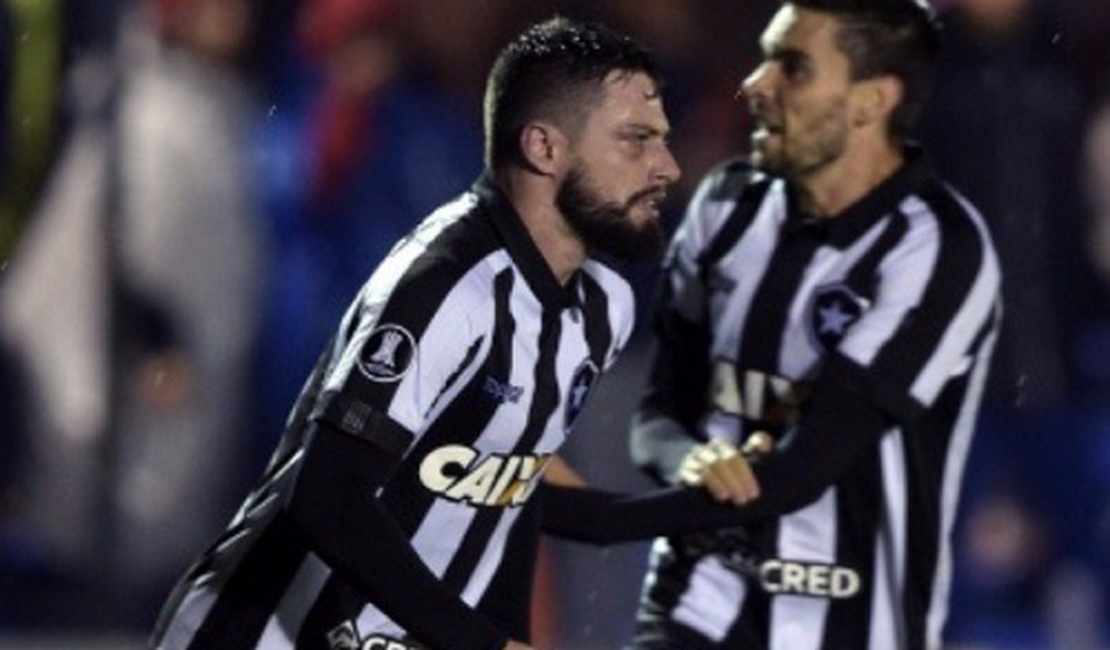 Alvinegros vibram com vitória do Botafogo contra Nacional