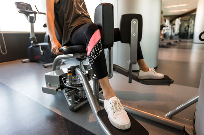 Mulher acompanhada de personal morre após mal súbito em academia de Salvador