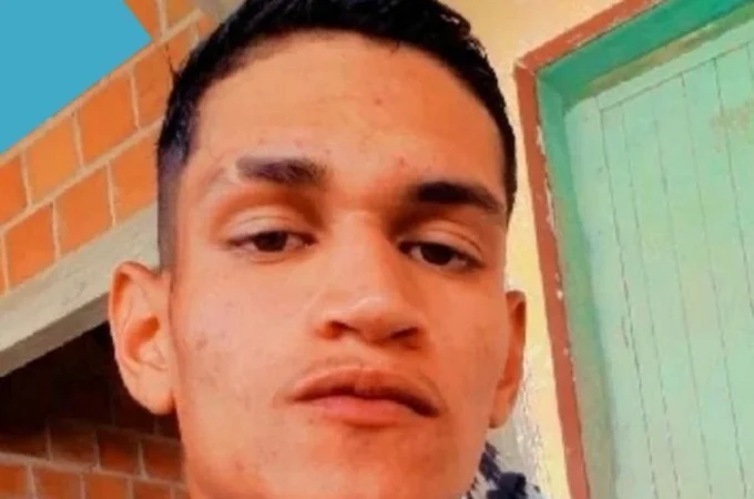 Jovem de 23 anos morre após moto colidir contra poste, no Sertão de Alagoas