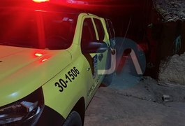 Homem que conversava com filho ao telefone é surpreendido por criminoso e morre baleado em Taquarana
