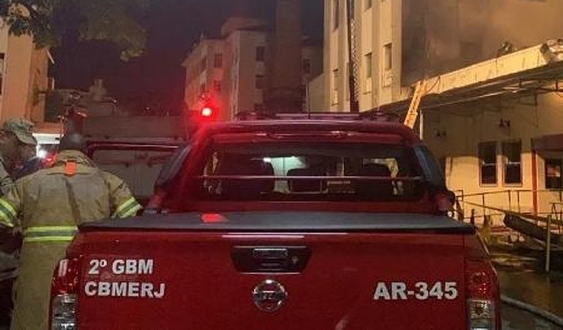 Incêndio em hospital de São Gonçalo, no Rio de Janeiro, deixa uma pessoa morta