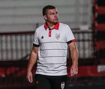 Com passagens vitoriosas por Atlético (GO) e Chapecoense, Umberto Louzer é o novo técnico do CRB