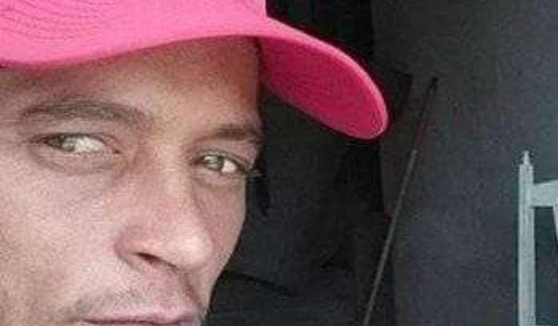 Criminosos atiram diversas vezes e matam homem na porta de casa em Maribondo