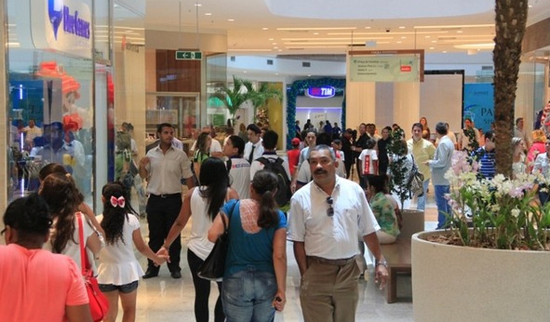 Justiça determina suspensão das atividades em lojas e shoppings nesse feriado de 1º de maio