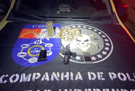 PM apreende armas e drogas durante ações no interior e na Região Metropolitana