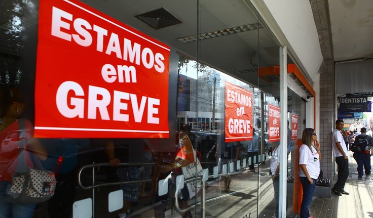 Sem acordo, greve de bancários continua nesta sexta-feira