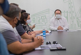 Luciano Barbosa anuncia vacinação de profissionais da Educação a partir da próxima quinta (8)
