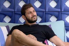 Caio e Gilberto discutem no BBB21: 'Cada um é cada um'