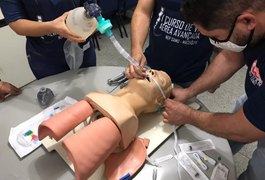 SAMU Alagoas realiza curso para manejo de pacientes com Covid-19