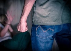 Homem é preso em flagrante por agredir esposa durante discussão por ciúmes em Arapiraca