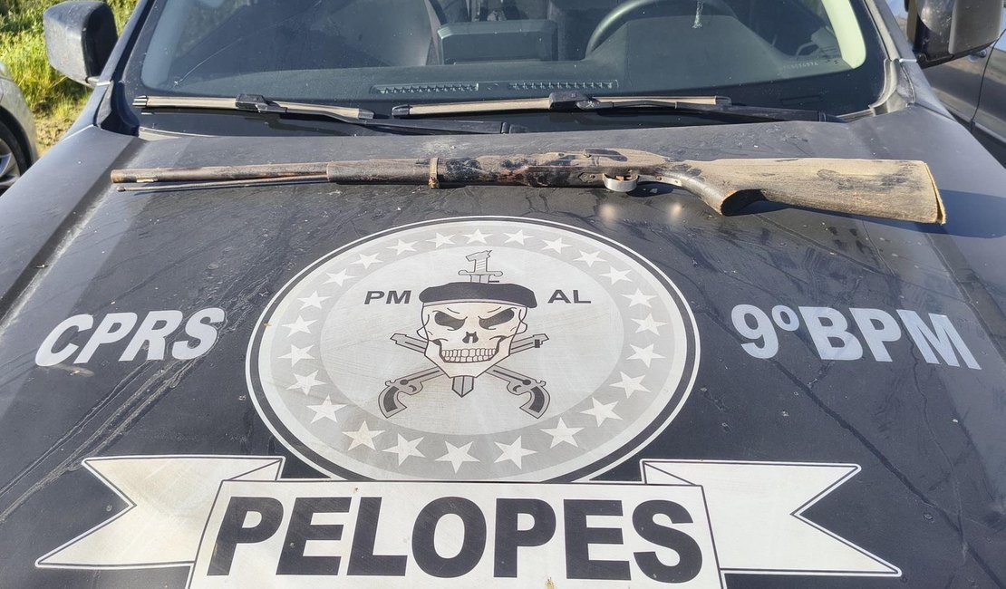 PM prende suspeito de atirar em animais de criação de vizinho em Delmiro Gouveia