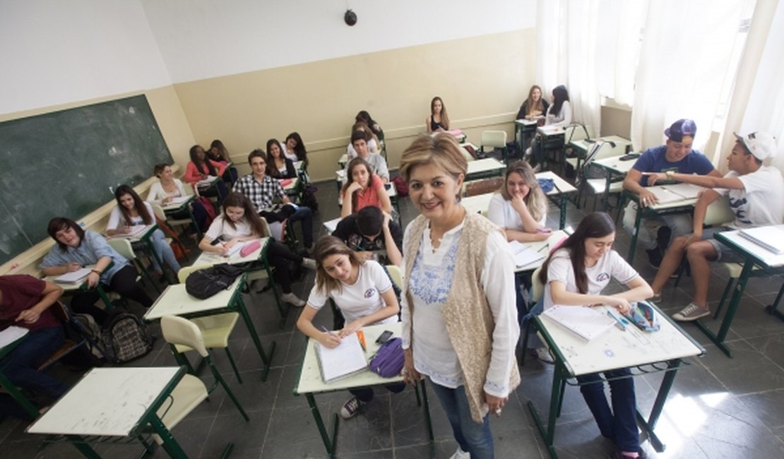 SP abrirá nesta quinta as inscrições de concurso para 59 mil professores