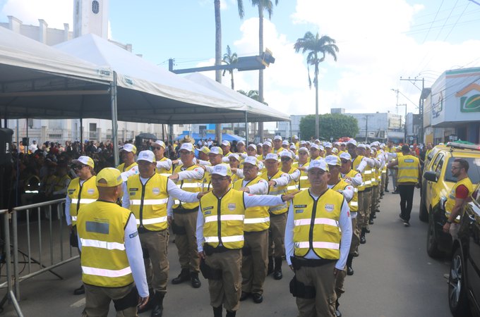 Governo de Alagoas entrega o Programa Ronda no Bairro em Arapiraca; assista