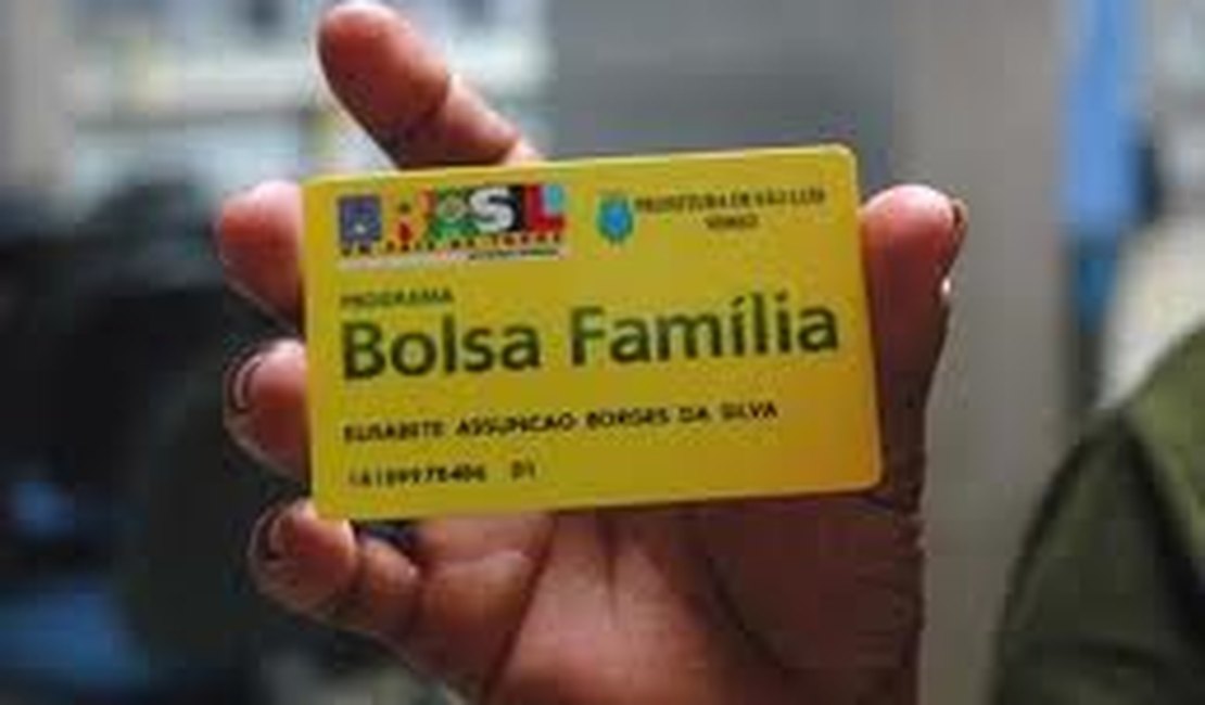 Bolsa Família: atualização do celular