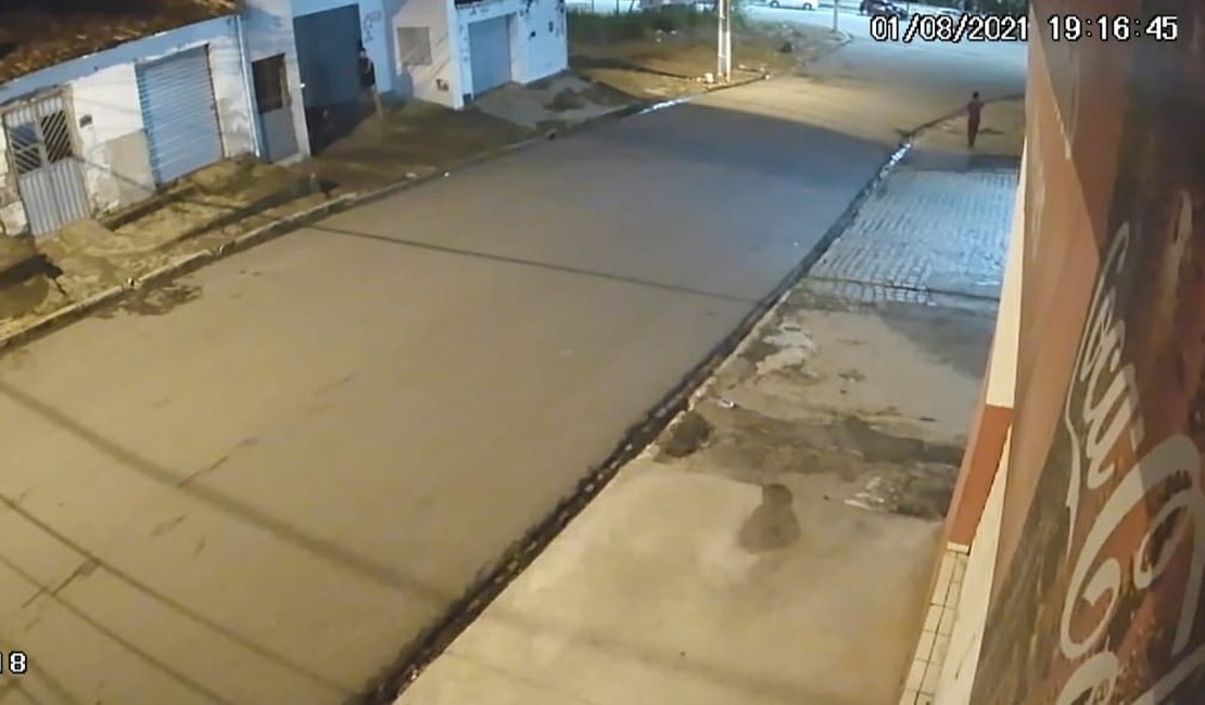 Vídeo: Moto é furtada no bairro Capiatã neste domingo