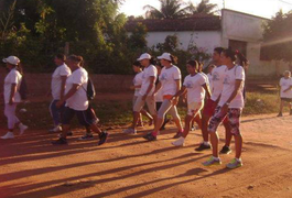 Comunidade Capim participa ativamente do clube da Caminhada