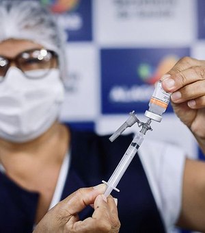 Arapiraca reforça campanha de vacinação contra a Covid-19 e convoca a população