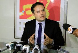 Renan Filho discute dívida pública com presidenta Dilma, nesta sexta-feira (4)