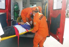 Vídeo: Colisão entre duas motocicletas deixa três pessoas feridas na AL-220, em Arapiraca